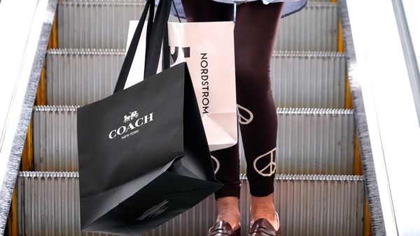 Wealthier Americans Are Driving Retail Spending and Powering US Economy